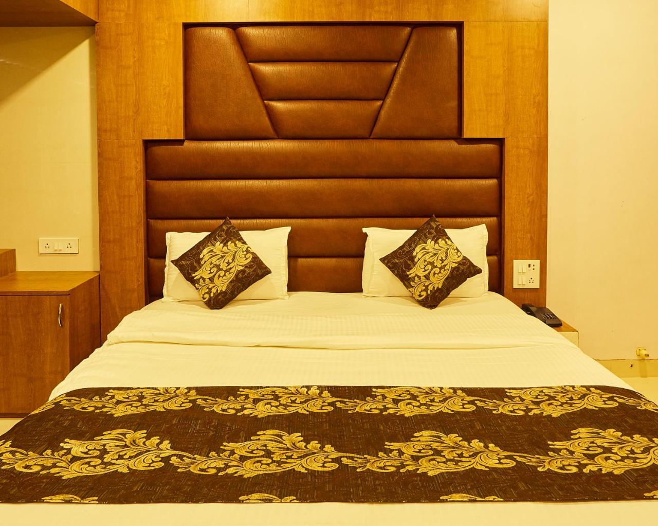 Hotel Alibaba Bombay Exterior foto
